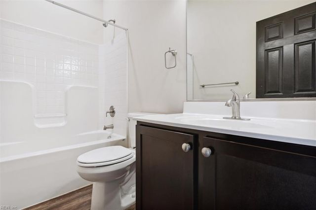 128 Daybeacon ST, Yorktown, VA 23692