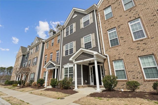 128 Daybeacon ST, Yorktown, VA 23692