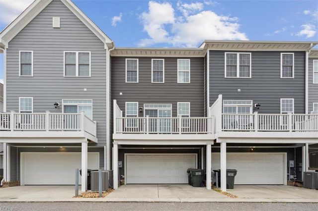 128 Daybeacon ST, Yorktown, VA 23692