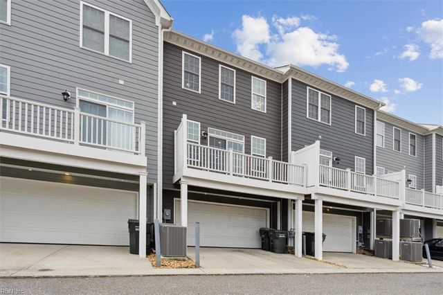 128 Daybeacon ST, Yorktown, VA 23692