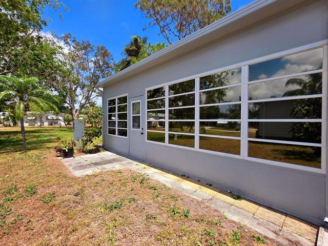 3 El Morrow, Port St. Lucie, FL 34952