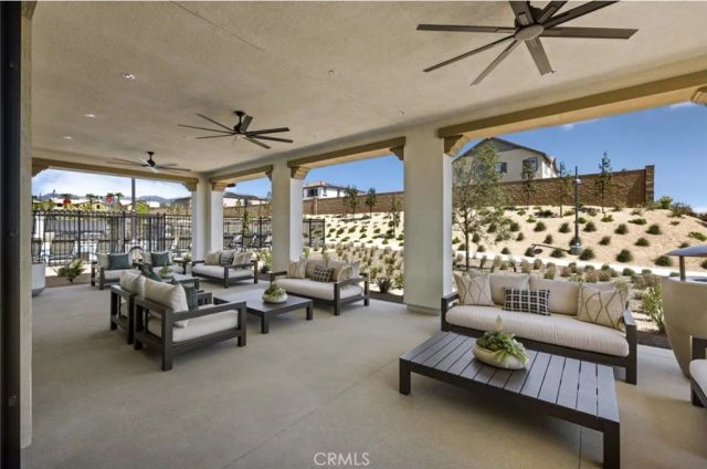 4933 Bracken Way, Fontana, CA 92336