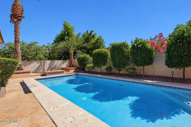 857 E DEL RIO Street, Gilbert, AZ 85295