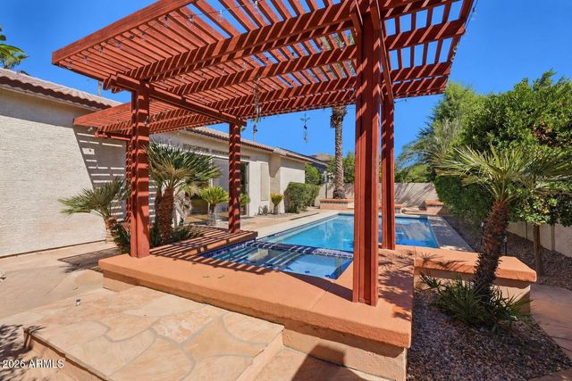 857 E DEL RIO Street, Gilbert, AZ 85295