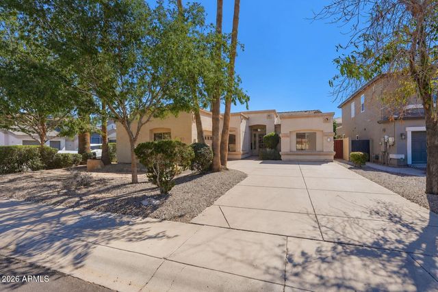857 E DEL RIO Street, Gilbert, AZ 85295
