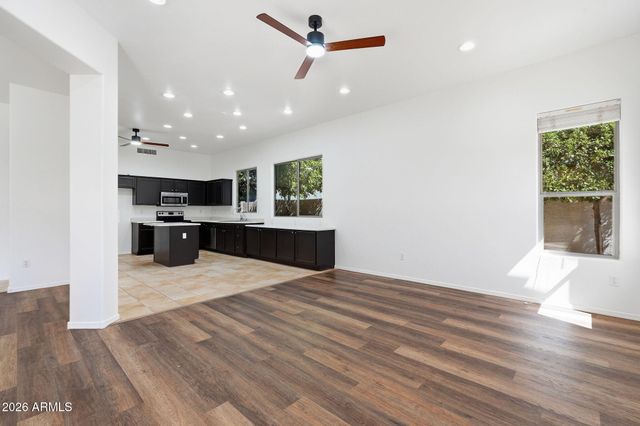 857 E DEL RIO Street, Gilbert, AZ 85295