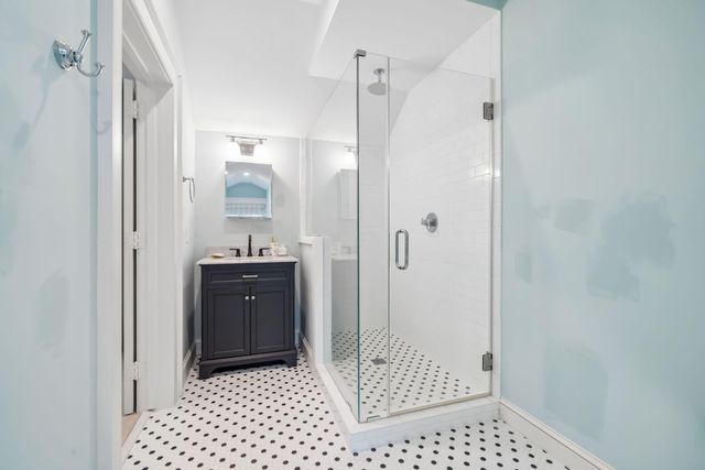 7 Guerard Road, Charleston, SC 29407