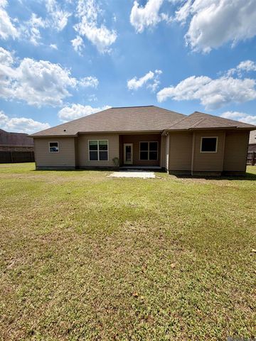 4702 E Sunset Loop, Addis, LA 70710
