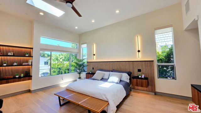 10572 Putney Road, Los Angeles, CA 90064