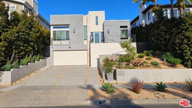 10572 Putney Road, Los Angeles, CA 90064