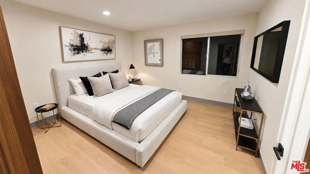 10572 Putney Road, Los Angeles, CA 90064