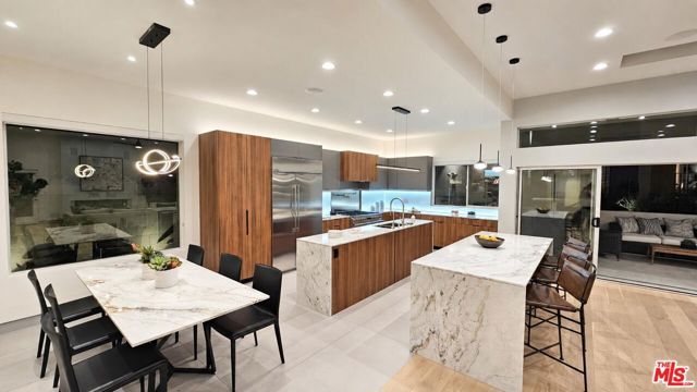 10572 Putney Road, Los Angeles, CA 90064
