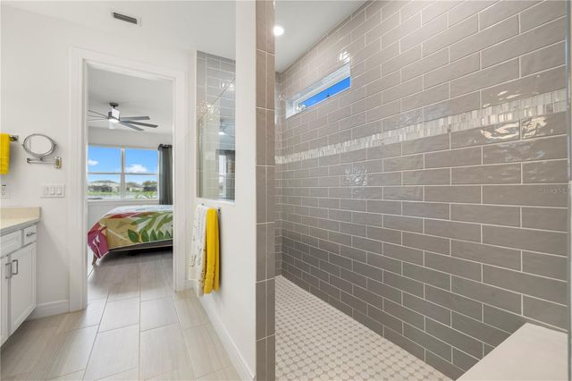 19722 SEA GLASS CIRCLE, Land O Lakes, FL 34638