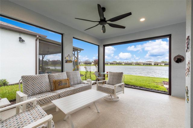19722 SEA GLASS CIRCLE, Land O Lakes, FL 34638