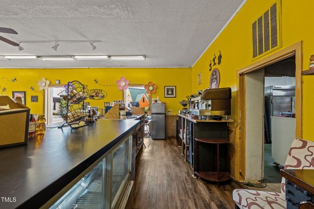 101 S Scales Street, Reidsville, NC 27320