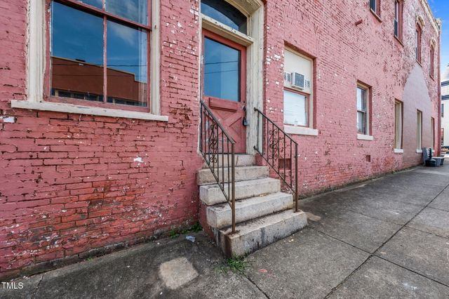 101 S Scales Street, Reidsville, NC 27320
