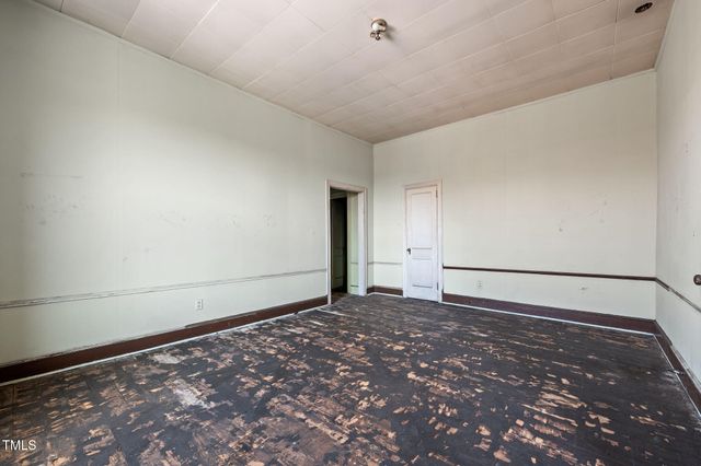 101 S Scales Street, Reidsville, NC 27320