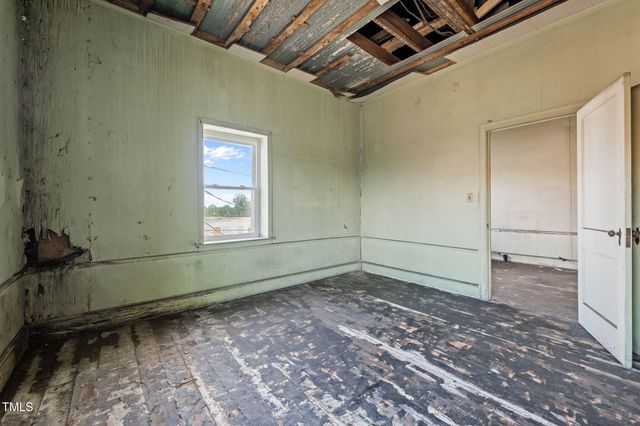 101 S Scales Street, Reidsville, NC 27320