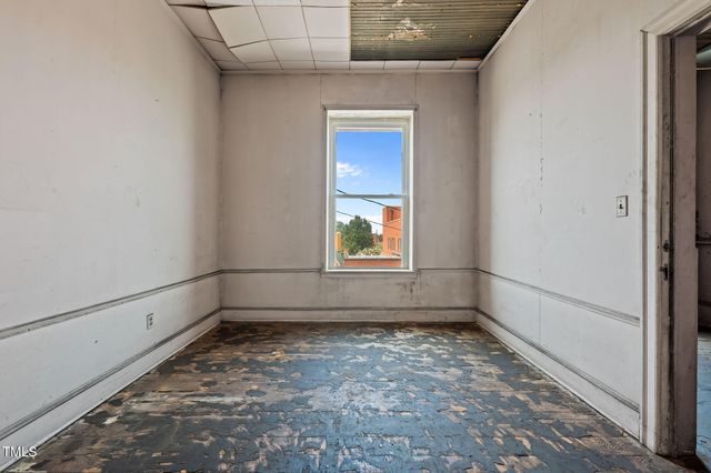 101 S Scales Street, Reidsville, NC 27320