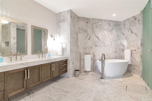 2912 W SANTIAGO STREET 804, Tampa, FL 33629