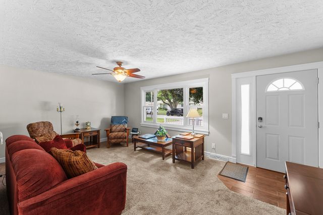 58 Douglas Drive, Coal Valley, IL 61240