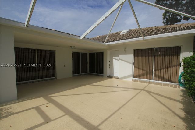 4802 Water Oak Ct, Palm Beach Gardens, FL 33410