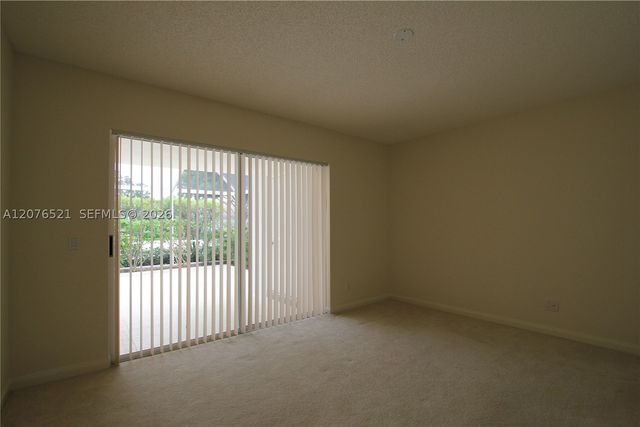 4802 Water Oak Ct, Palm Beach Gardens, FL 33410