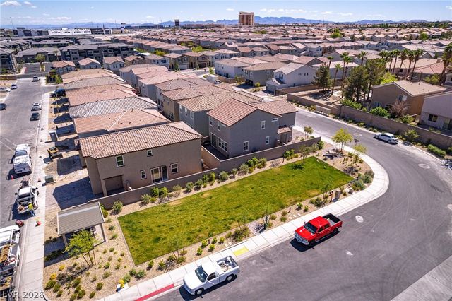 6604 Tumoulin Street, Las Vegas, NV 89148