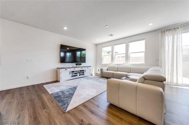 6604 Tumoulin Street, Las Vegas, NV 89148