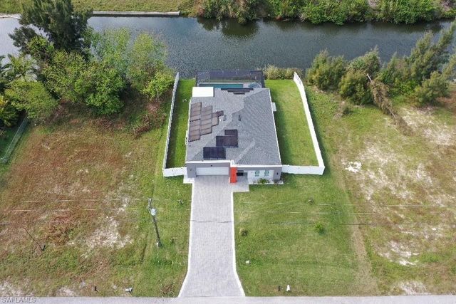 2110 NW 2nd AVE, Cape Coral, FL 33993