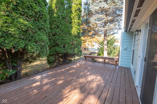 9362 Helmsdale Drive, Indianapolis, IN 46256