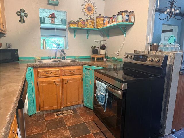 727 N Beard Avenue, Shawnee, OK 74801