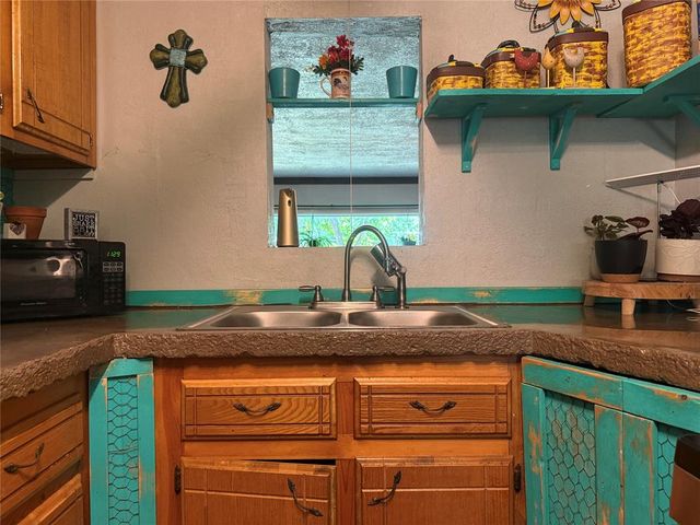 727 N Beard Avenue, Shawnee, OK 74801