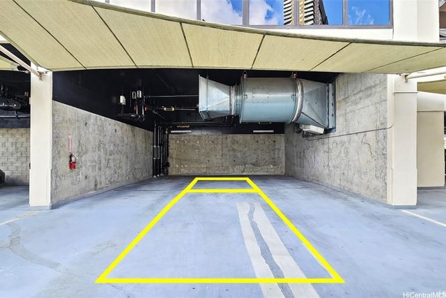 600 Queen Street 1405, Honolulu, HI 96813