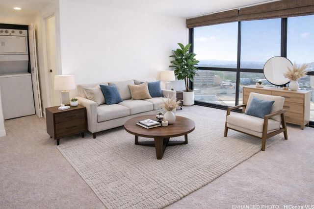 600 Queen Street 1405, Honolulu, HI 96813