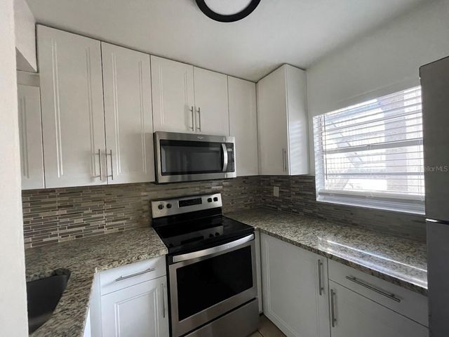 2625 STATE ROAD 590 1713, Clearwater, FL 33759