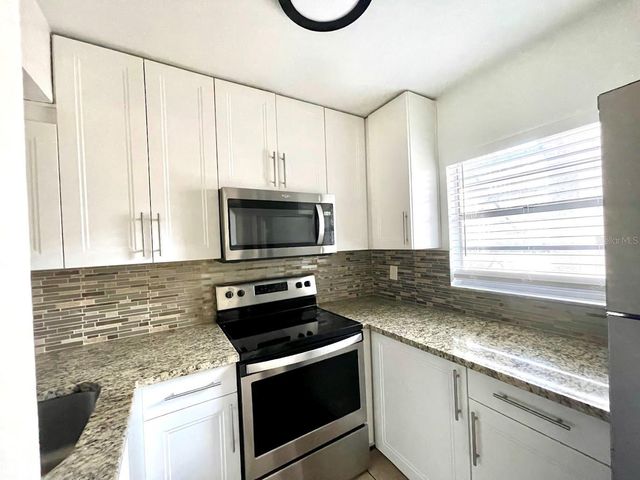 2625 STATE ROAD 590 1713, Clearwater, FL 33759