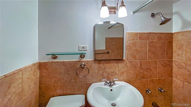 2100 N Franklin Street 14, Denver, CO 80205