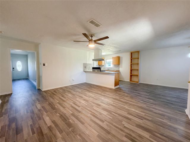 6023 Winterhaven Drive, Houston, TX 77087