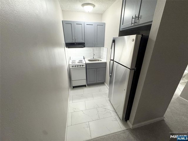 100 2nd Street LL7, Hackensack, NJ 07601
