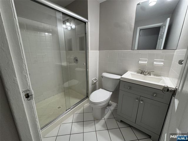 100 2nd Street LL7, Hackensack, NJ 07601