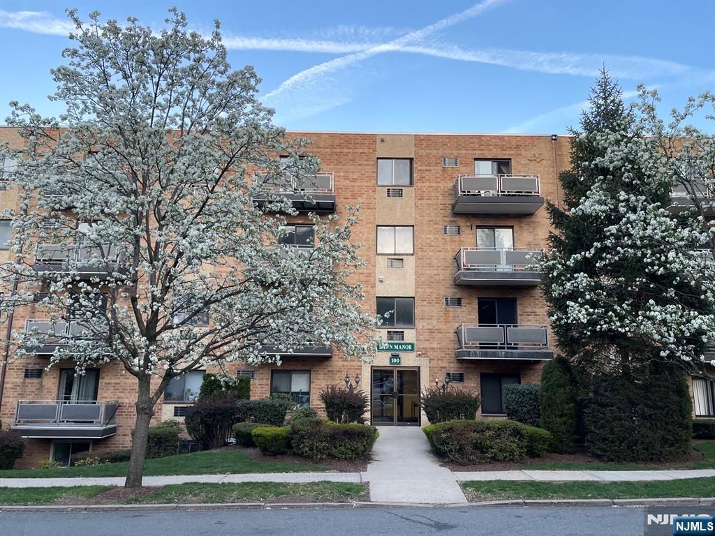 100 2nd Street LL7, Hackensack, NJ 07601