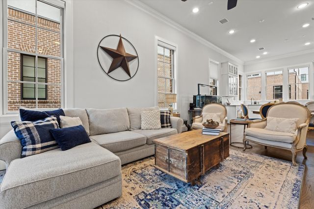 711 Will Rice Avenue, Irving, TX 75039