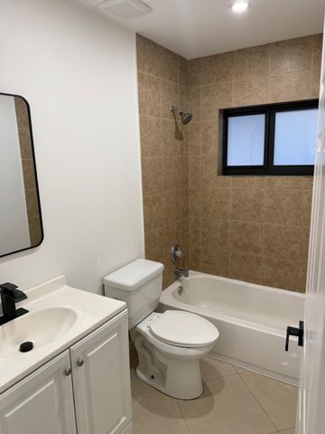 7000 TYLER Street, Hollywood, FL 33024
