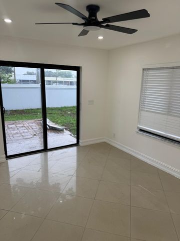 7000 TYLER Street, Hollywood, FL 33024