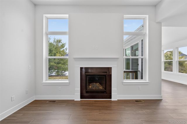 1436 Turner Drive 7, Commerce Charter Township, MI 48390