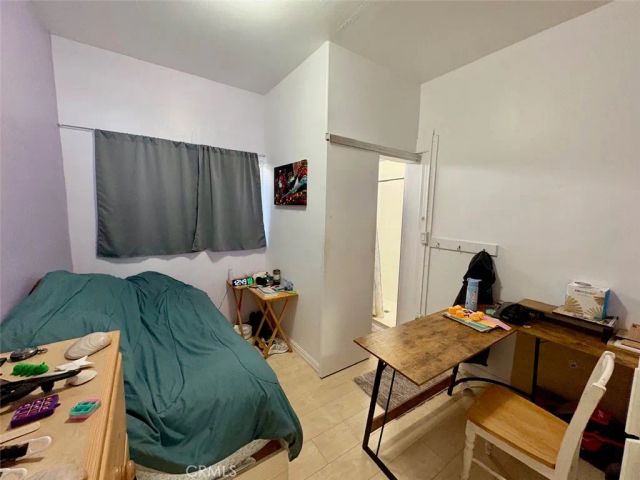 4065 Wadsworth, Los Angeles, CA 90011