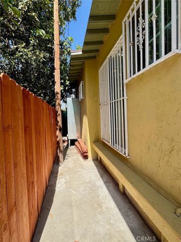 4065 Wadsworth, Los Angeles, CA 90011