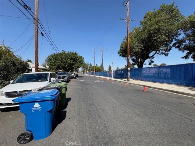 4065 Wadsworth, Los Angeles, CA 90011