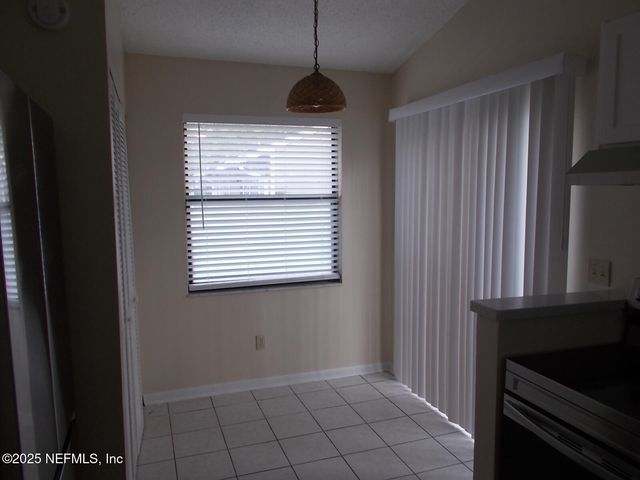 8437 LONG MEADOW Circle N, Jacksonville, FL 32244